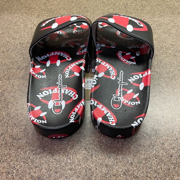🆕 Champion IPO “Smile” Men’s Slides - Picture 4 of 9